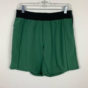 LULULEMON Green & Black Hardcore Shorts
